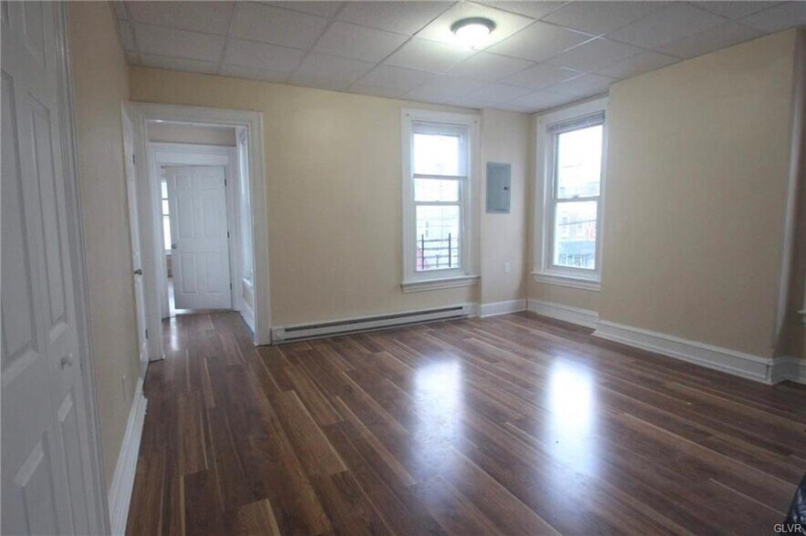 More Photos Of 441 W Turner St, Allentown Multifamily For Sale