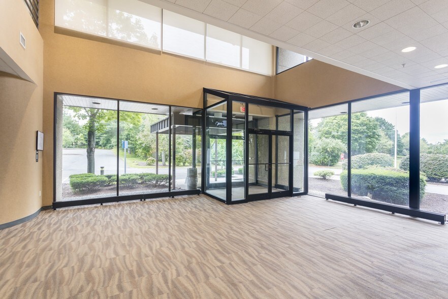 More Photos Of 4 Omni Way, Chelmsford Office For Sale