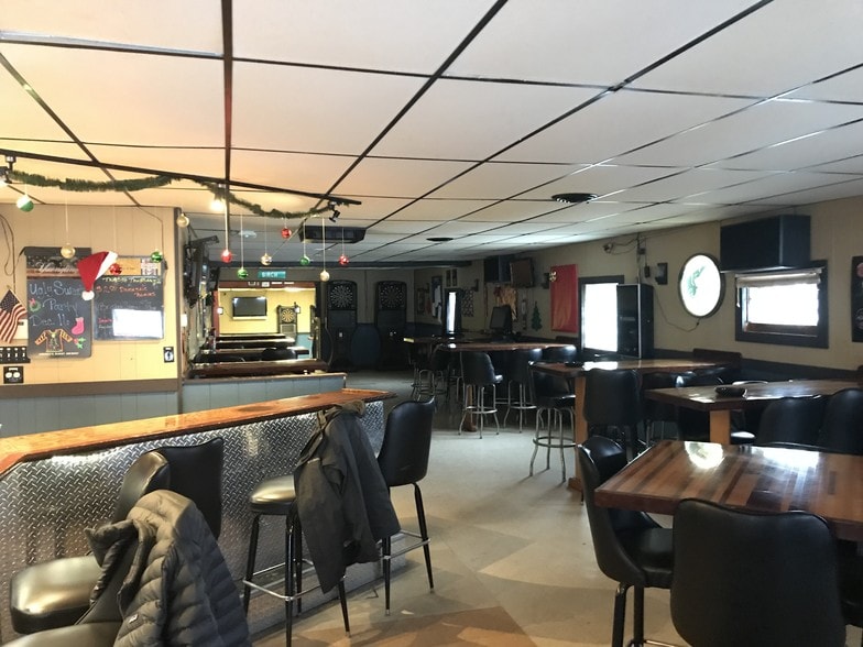 More Photos Of 257 W Main St, Westville Bar For Sale