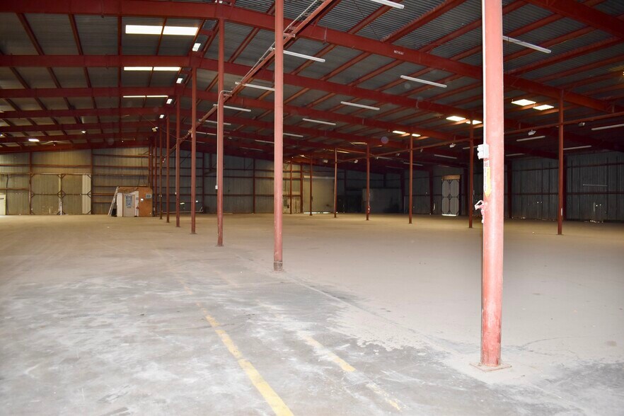 More Photos Of 1009 2nd st, Brady Industrial For Sale