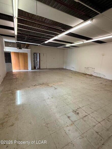 More Photos Of 222 Lincoln St, Dupont Apartments For Sale