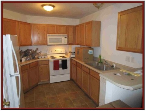 More Photos Of 1305-1309 Stafford St, Washington Apartments For Sale