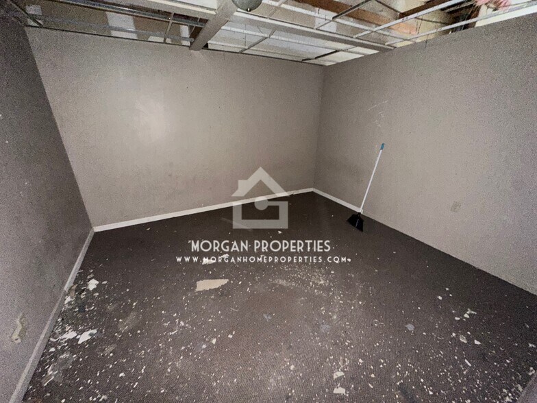 More Photos Of 510 Locust St, Middletown Storefront For Lease