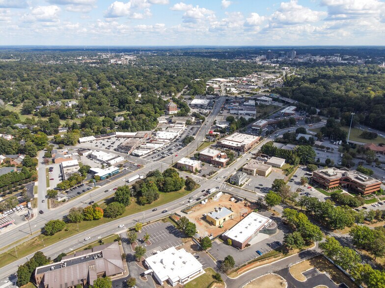 More Photos Of 1842 Banking St, Greensboro Office For Sale