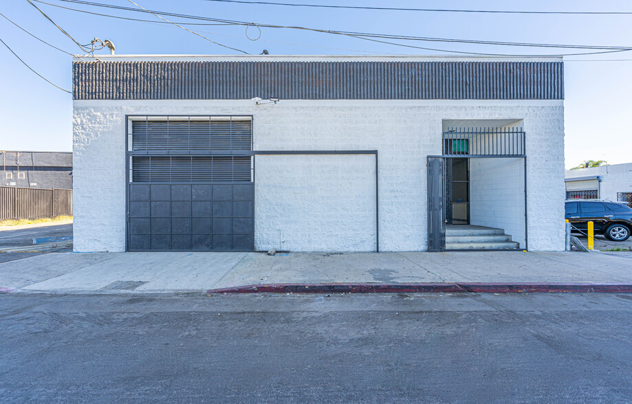 Primary Photo Of 934 Avila St, Los Angeles Warehouse For Sale