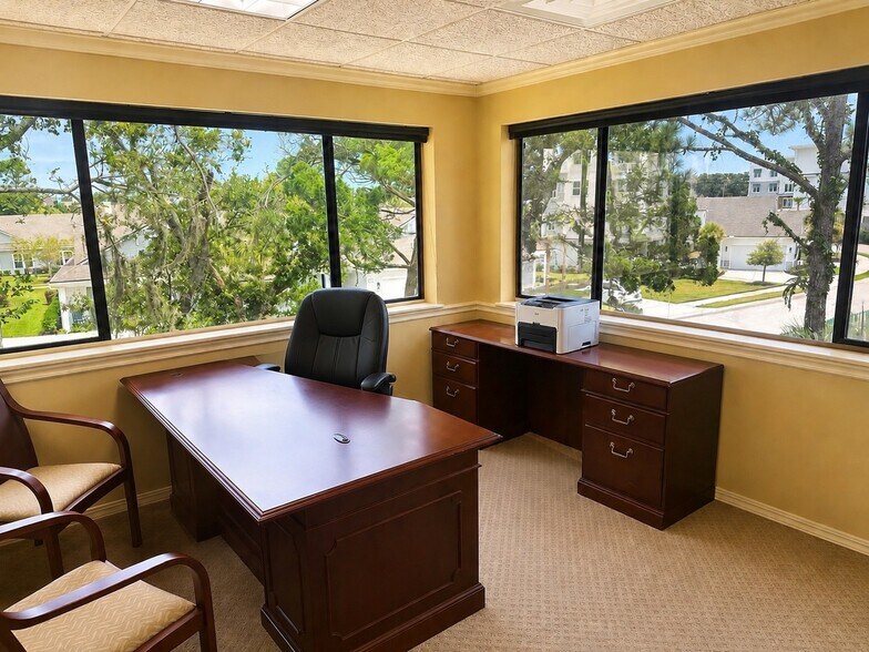 More Photos Of 2000 - 2310 Sawgrass Village Dr, Ponte Vedra Beach Office For Sale