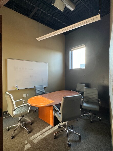 More Photos Of 1227 S 6th St, Minneapolis Freestanding For Lease