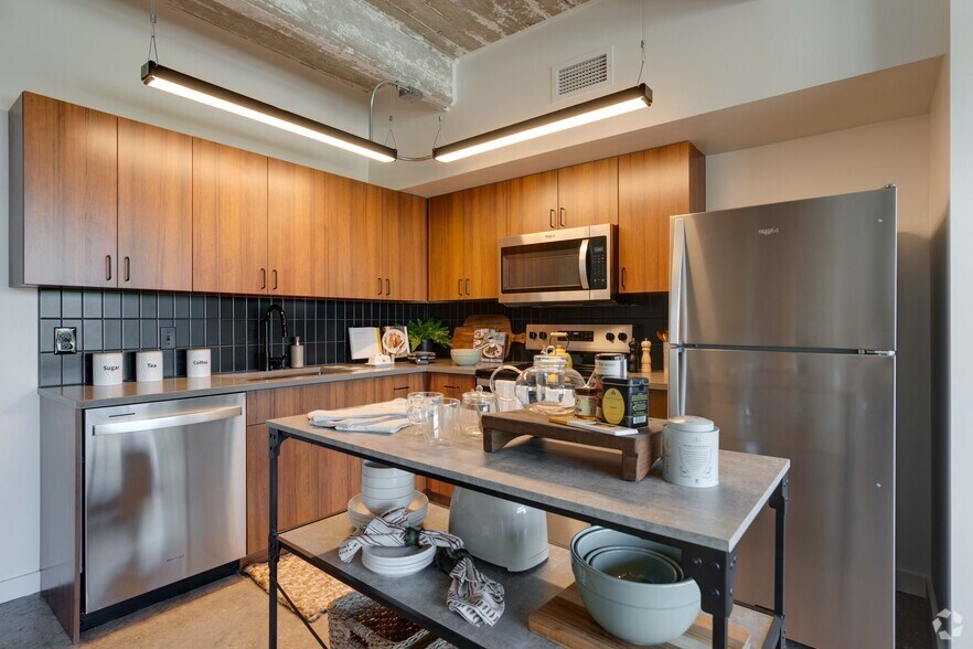 More Photos Of 700 E Union St, Jacksonville Apartments For Lease