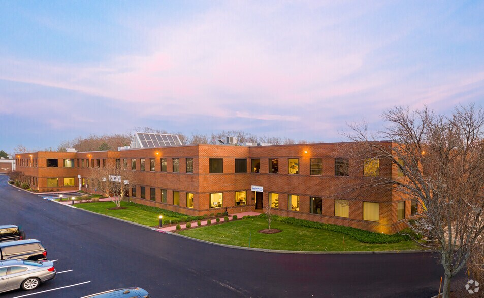 More Photos Of 350 Lincoln St, Hingham Unknown For Lease