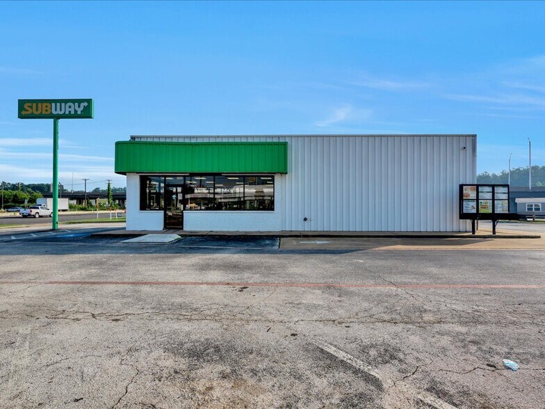 More Photos Of 3415 South St, Nacogdoches Fast Food For Sale