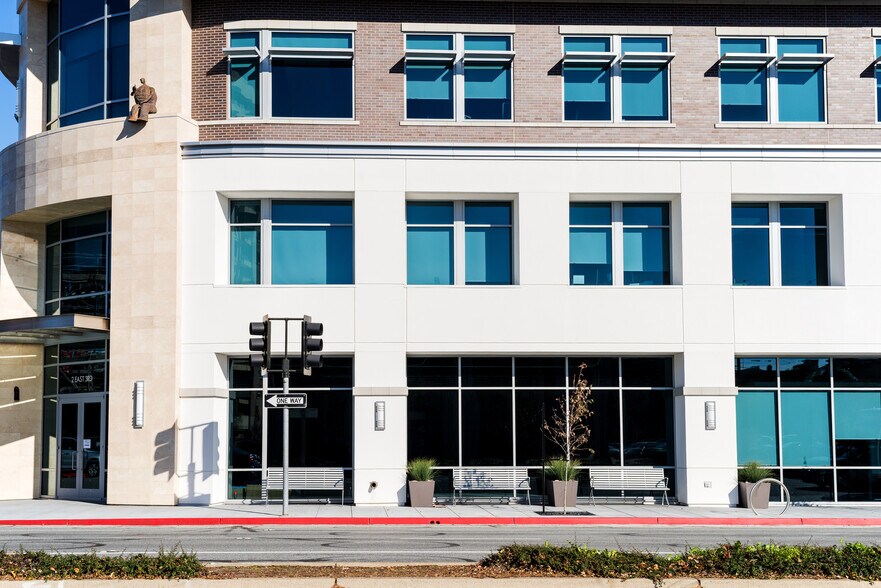 More Photos Of 2 E 3rd Ave, San Mateo Office For Lease