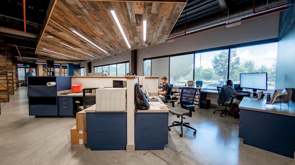 More Photos Of 3011 Sutton Gate Dr E, Suwanee Office For Lease