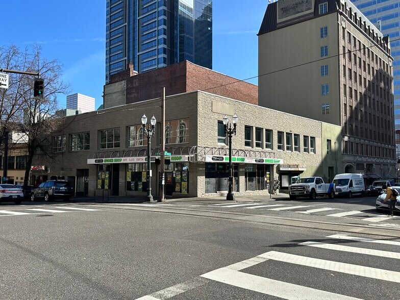 More Photos Of 822-838 SW 10th Ave, Portland Office For Lease
