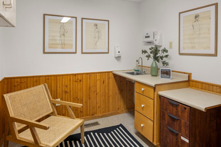 More Photos Of 2400 US Route 9, Hudson Office For Sale