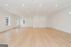 More Photos Of 68 Linton St, Woodstock Apartments For Sale