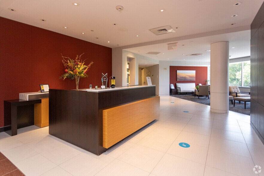 More Photos Of 50 Jericho Quadrangle, Jericho Office For Lease