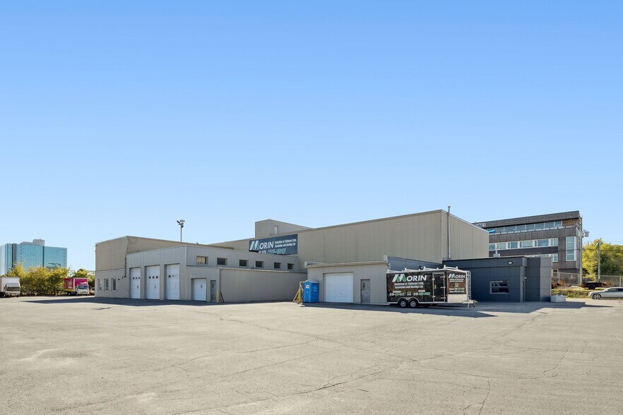 More Photos Of 10 Rue Emile-Bond, Gatineau Light Distribution For Lease