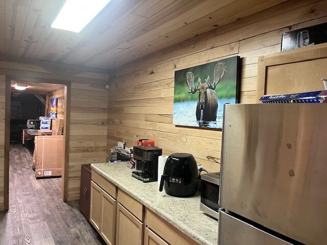 More Photos Of 710 Sol Morris Ave, White Pigeon Manufacturing For Lease