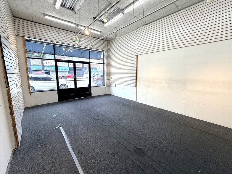 More Photos Of 1140-1146 S Main St, Los Angeles Storefront For Lease