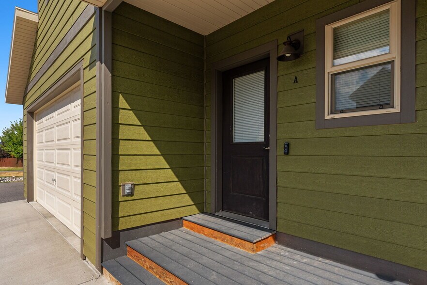 More Photos Of 440 Ice Center Ln, Bozeman Apartments For Sale