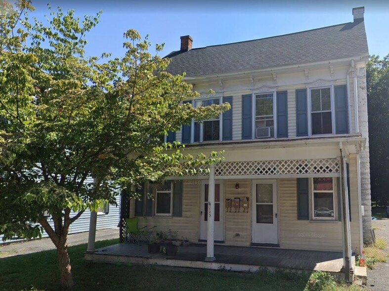 Primary Photo Of 123 E High St, Manheim Multifamily For Sale