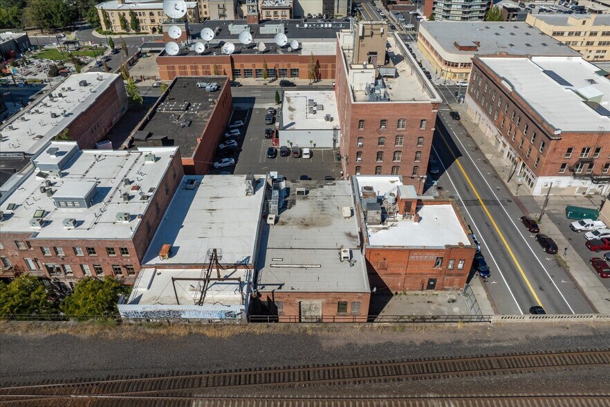More Photos Of 124 S Jefferson St, Spokane Manufacturing For Sale