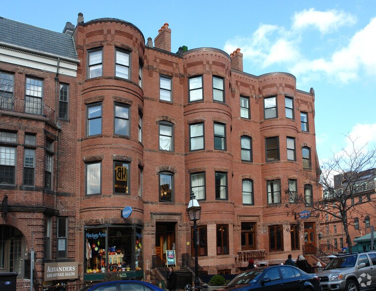 More Photos Of 157-159 Newbury St, Boston Apartments For Sale