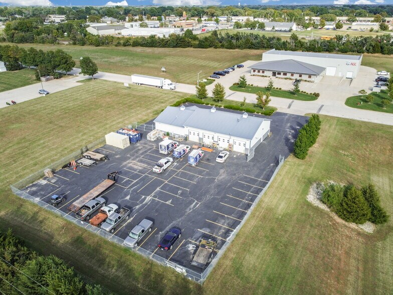 More Photos Of 801 N River St, Derby Warehouse For Sale