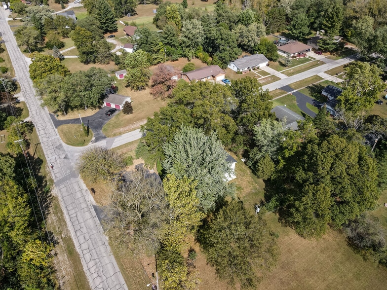 More Photos Of 8943 N 300 W, Lake Village Apartments For Sale