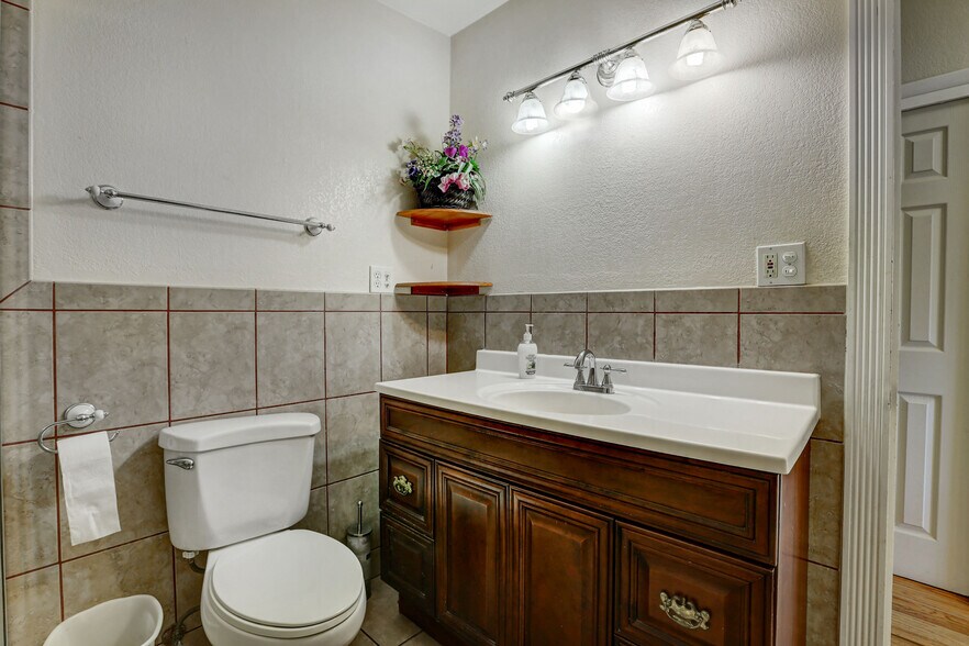 More Photos Of 5370 Carr St, Arvada Specialty For Sale