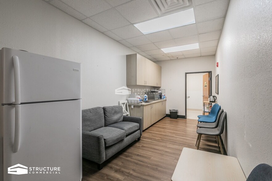 More Photos Of 6800 Bountiful Grove Dr, McKinney Daycare Center For Sale