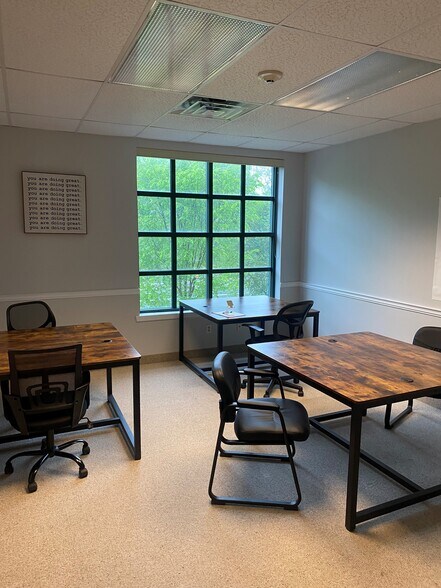 More Photos Of 14 Breakneck Hill Rd, Lincoln Office For Lease