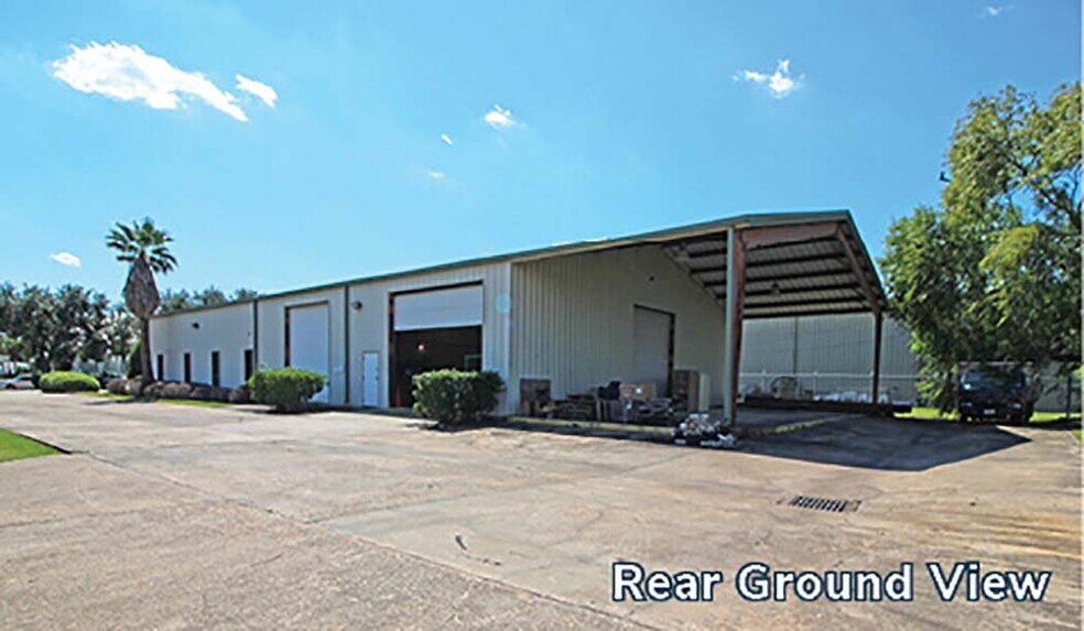 More Photos Of 10830 Alcott Dr, Houston Warehouse For Lease