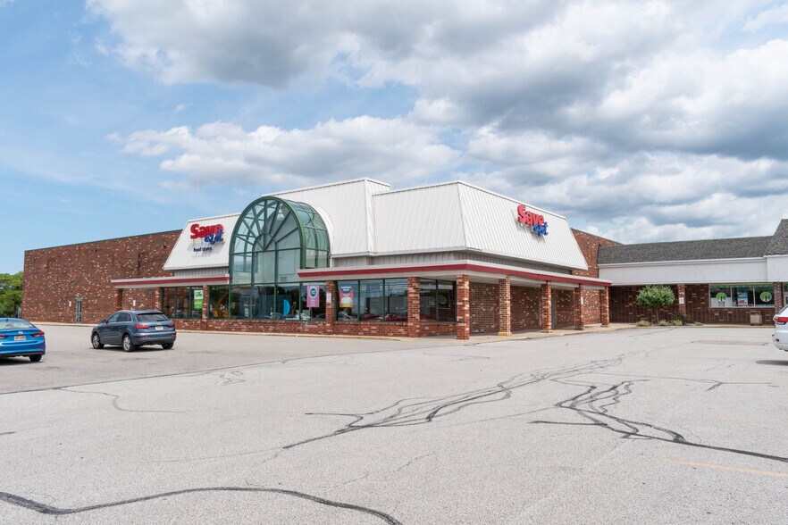 More Photos Of 6801 Ridge Rd, Parma Freestanding For Lease