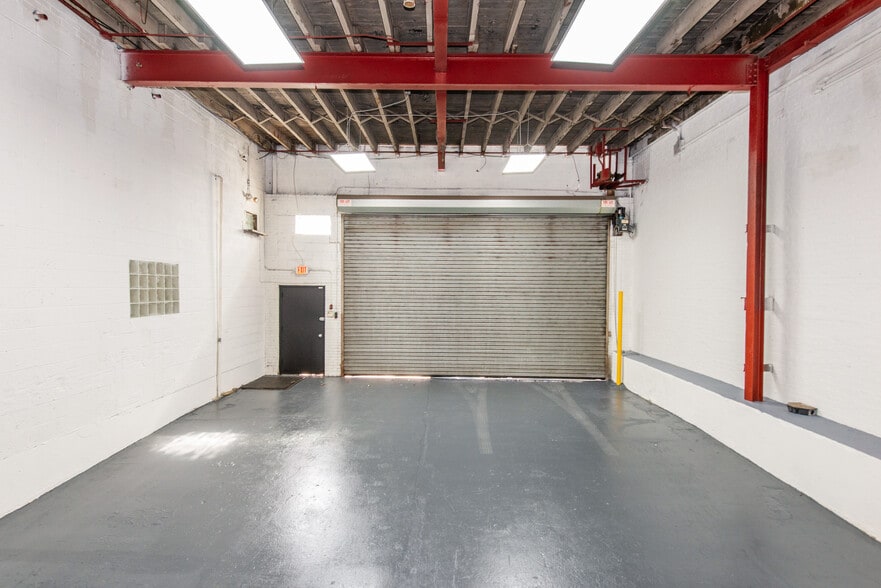 More Photos Of 124 Johnson St, Newark Warehouse For Sale