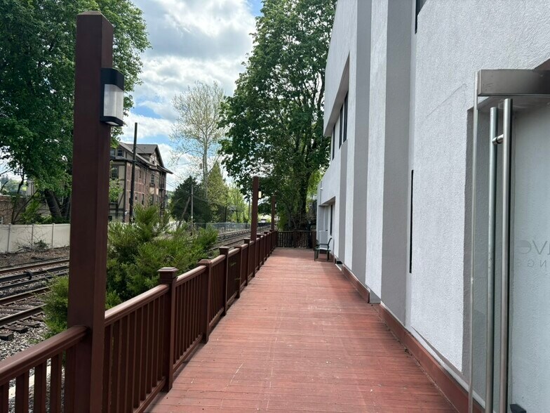 More Photos Of 9 Hunts Ln, Chappaqua Loft Creative Space For Lease