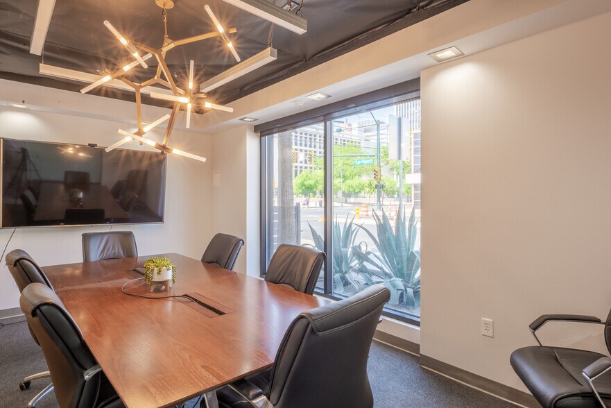 More Photos Of 229 S Las Vegas Blvd, Las Vegas Office For Sale