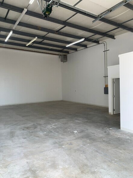 More Photos Of 26148 Newton Cir, Elko Warehouse For Lease