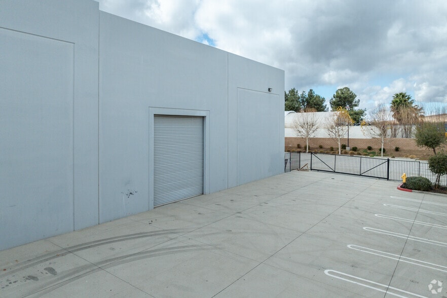 More Photos Of 29395 Hunco Way, Lake Elsinore Warehouse For Sale