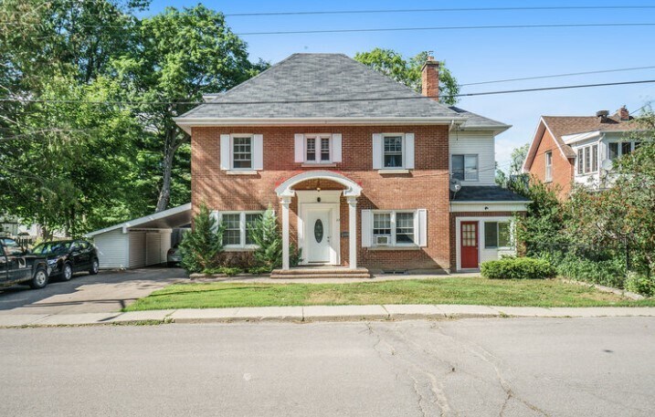 Primary Photo Of 23 Lake St, Arnprior Apartments For Sale