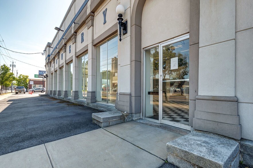 More Photos Of 647 W Genesee St, Syracuse Auto Dealership For Sale