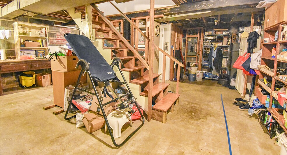 More Photos Of 8807 Flower Ave, Silver Spring Office For Sale