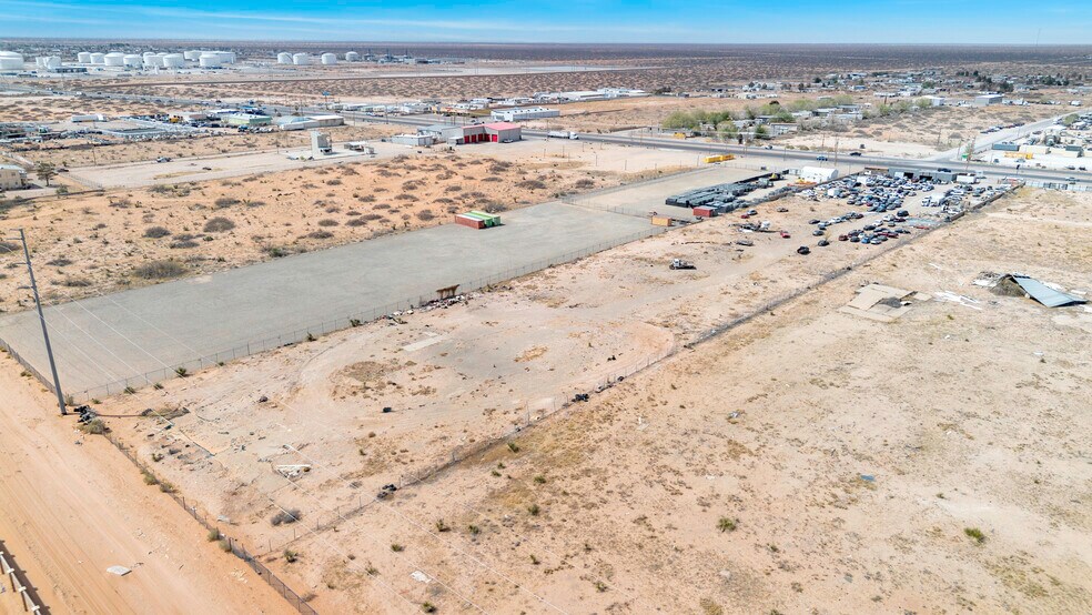More Photos Of 14010 Montana Ave, El Paso Auto Salvage Facility For Sale