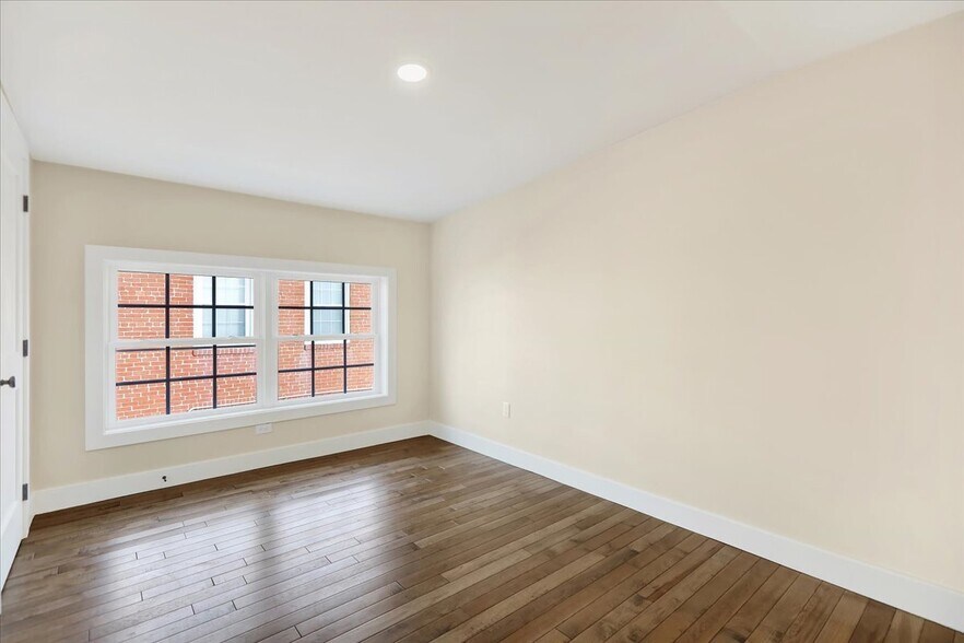 More Photos Of 241 S 5th St, Reading Apartments For Sale