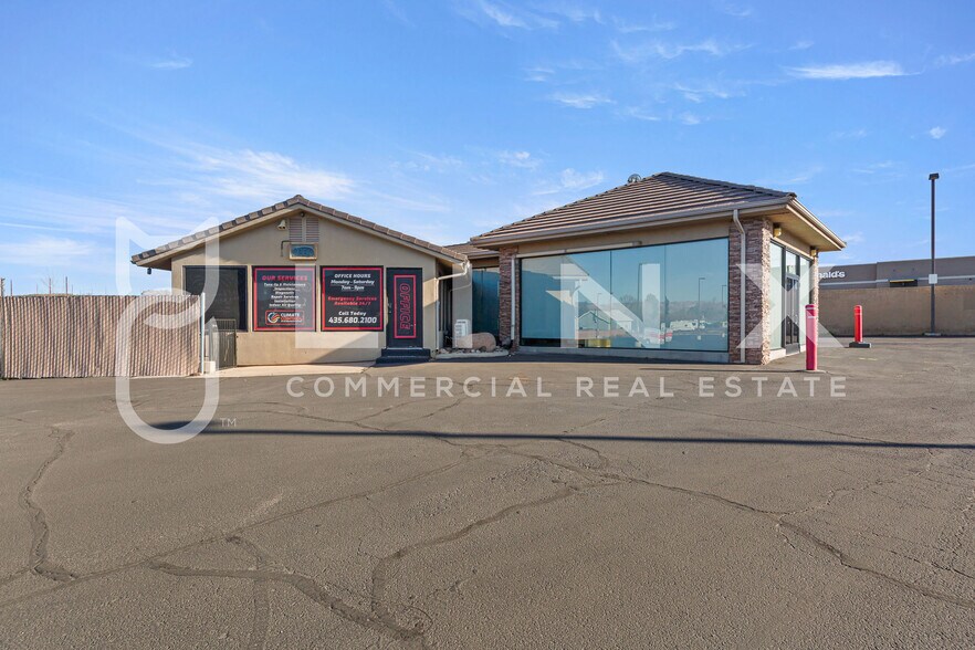 More Photos Of 1210 W State St, Hurricane General Retail For Lease