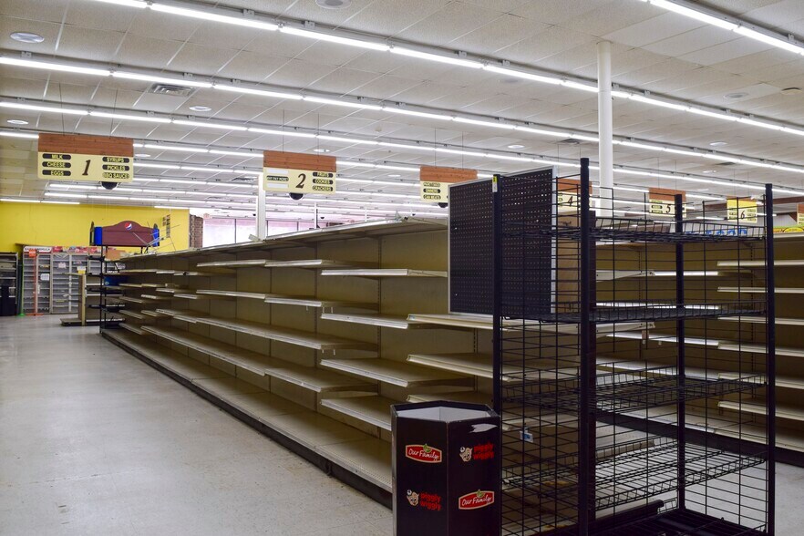 More Photos Of 202 Doctor Donnie H Jones Jr Blvd W, Princeton Supermarket For Lease