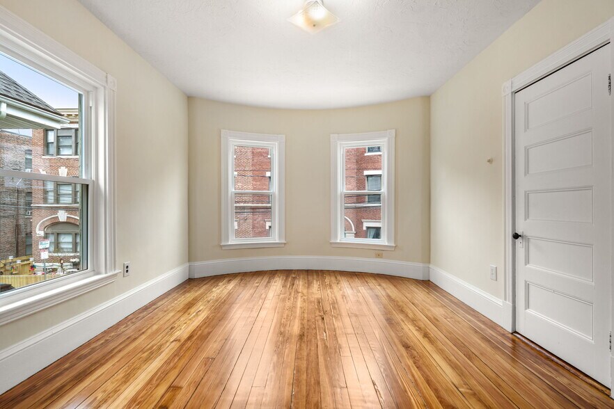 More Photos Of 10 Royal St, Boston Multifamily For Sale