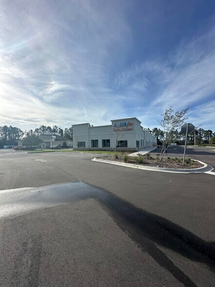 More Photos Of 2276 Village Square Pky, Fleming Island Medical For Lease