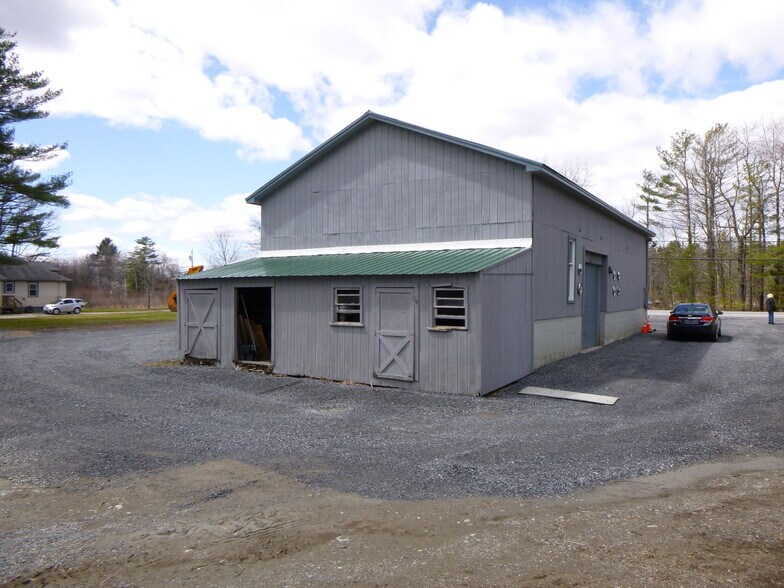 More Photos Of 483-489 Togus Rd, Chelsea Auto Repair For Sale