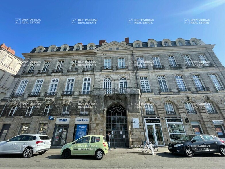 More Photos Of , Nantes Office For Sale